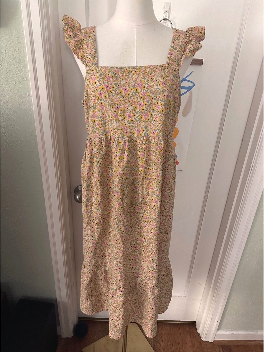 Universal Thread Floral Ruffle Sleeve Midi Dress w/ Pockets, L